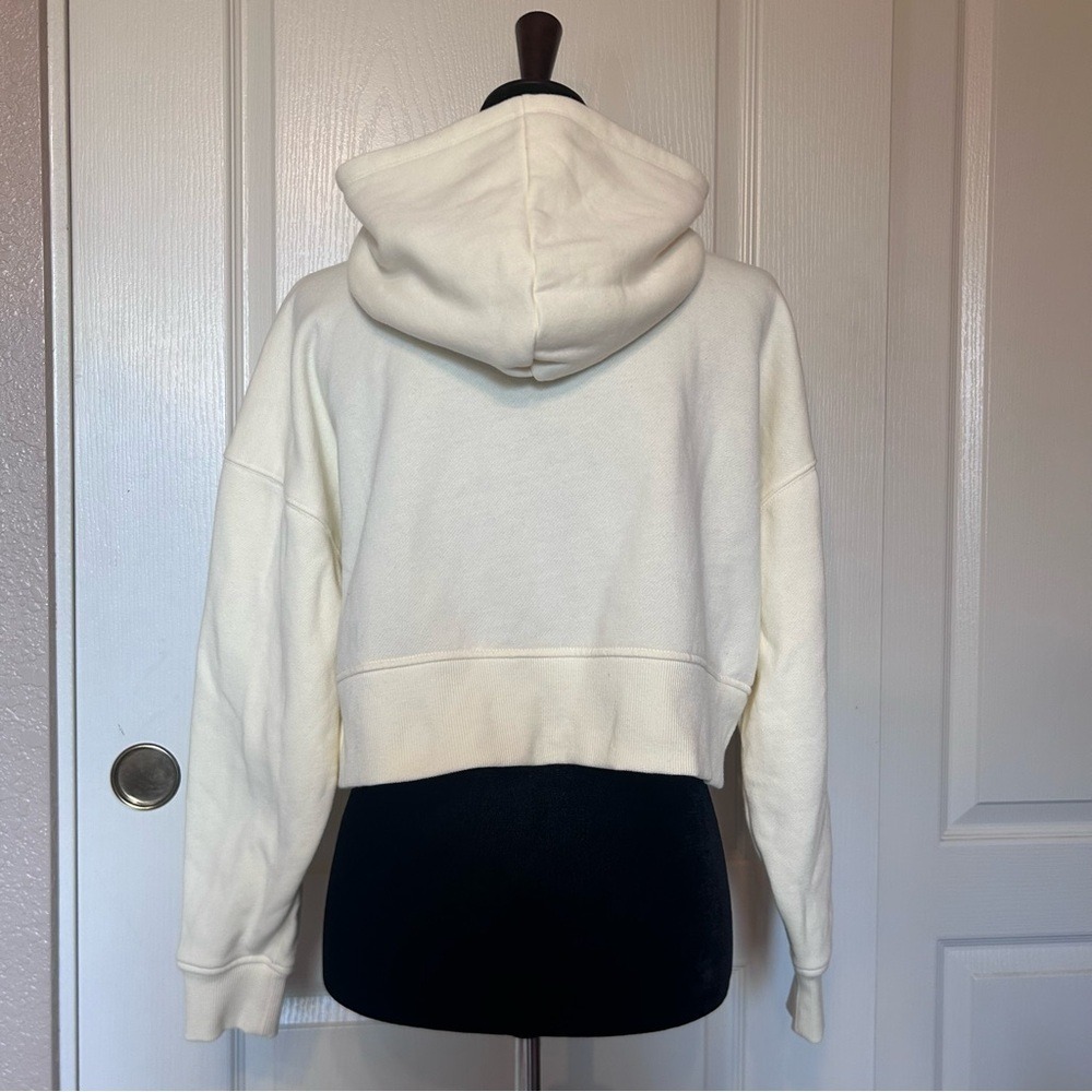 NWOT Forever 21 with Purpose Pale Yellow Crop sweatshirt Hoodie Size Large - Picture 3 of 6
